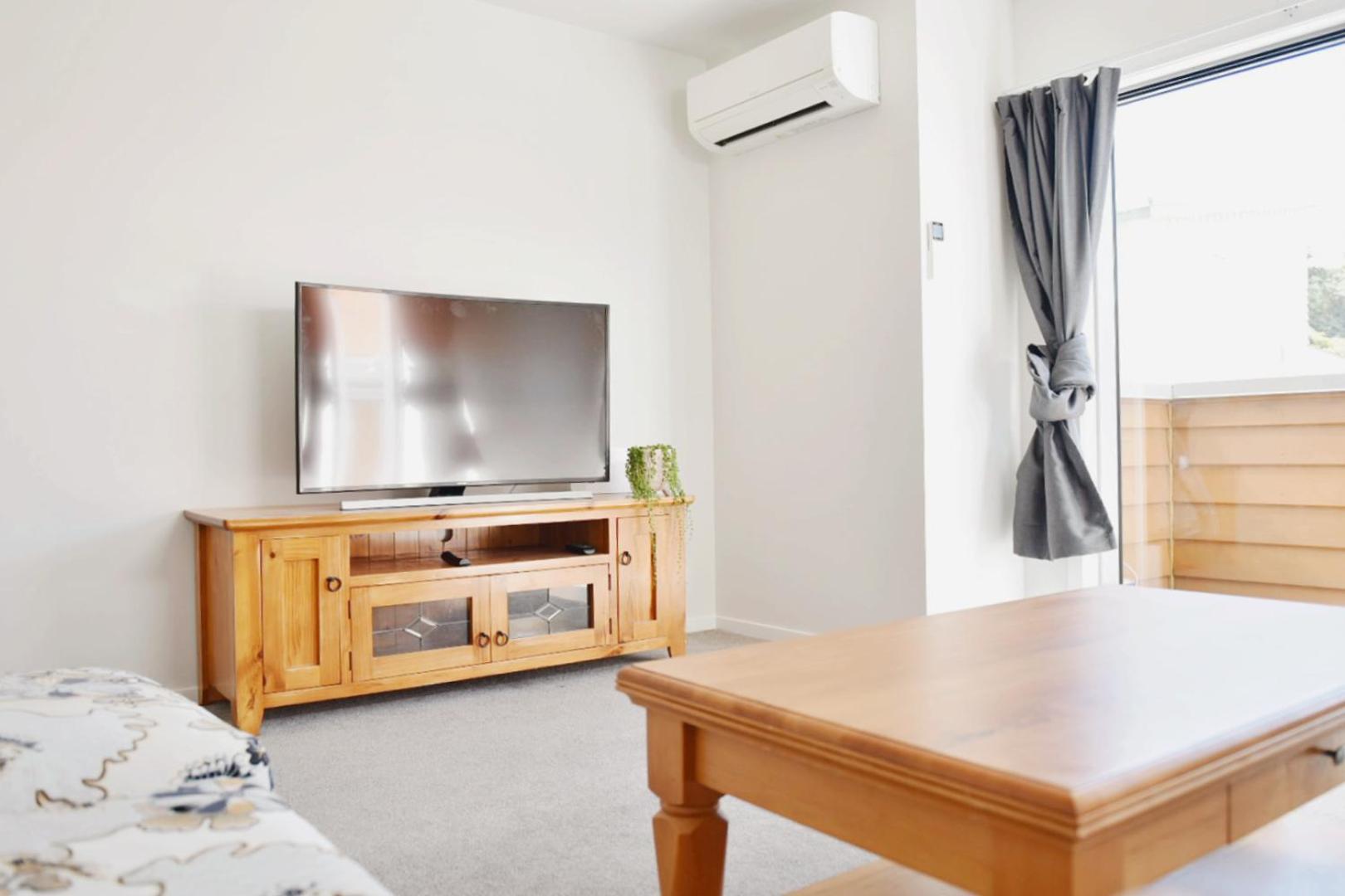 Johnsonville Brand New Lovely Townhouse Wellington Exterior foto