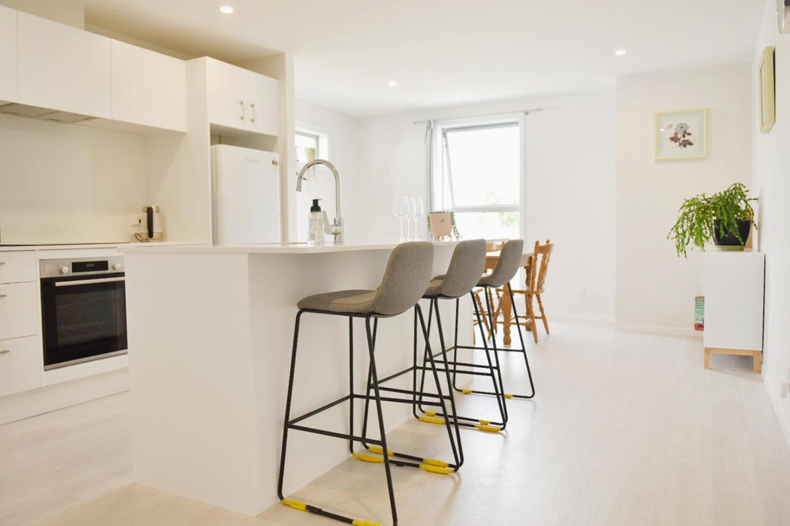 Johnsonville Brand New Lovely Townhouse Wellington Exterior foto